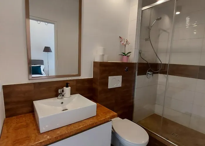 Paris Apartament Z Balkonem - Monte Cassino